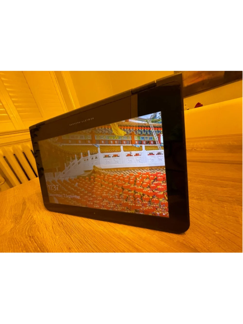 HP x360 310 G2 2-in-1 Touchscreen 8GB RAM 128GB SSD Windows 10